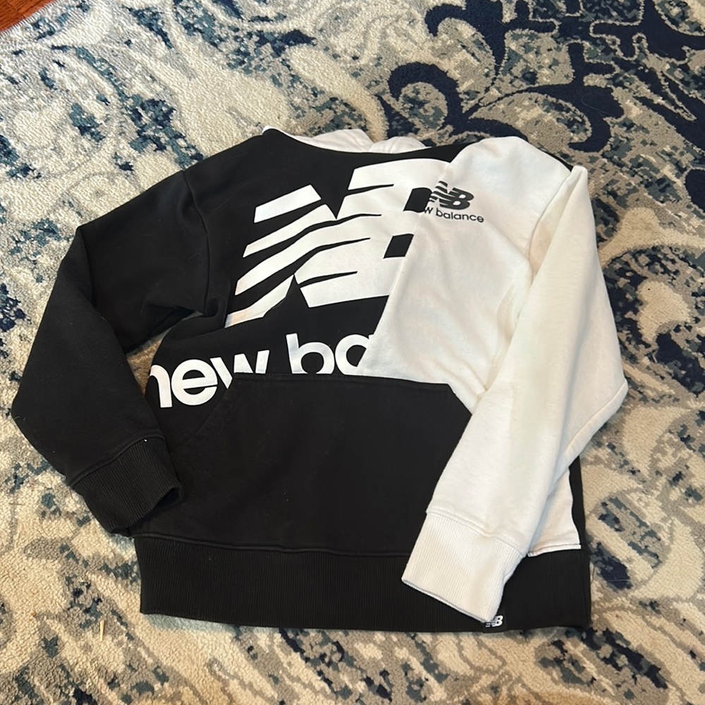 New balance white and black boys hoodie